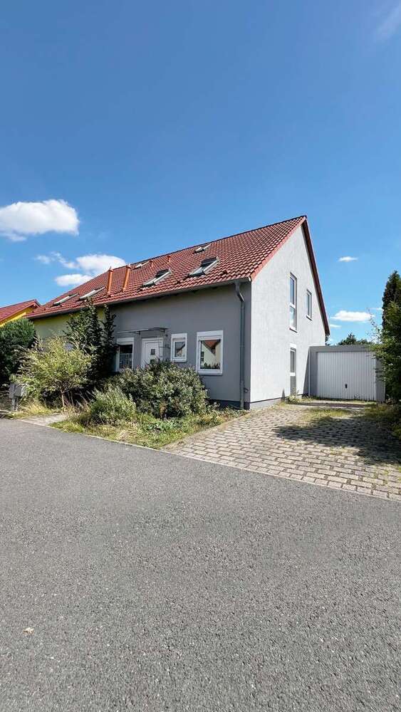 Haus zum Kaufen in Wilsdruff Kesselsdorf 495.000 € 108 m²