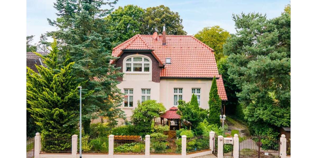 Haus zum Kaufen in Strausberg 798.000 € 223.34 m² 7 zimmer