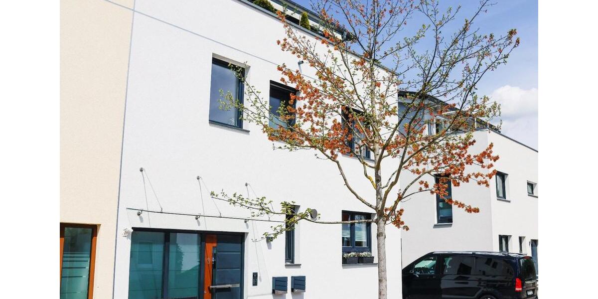 Doppelhaushälfte March - 7.5 Zimmer, 275 m&sup2;, 1.230.000&euro; | Angebot:24641570