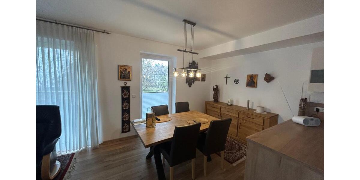 Erdgeschoßwohnung Bad Driburg - 2 Zimmer, 84 m&sup2;, 800&euro; | Angebot:26349020