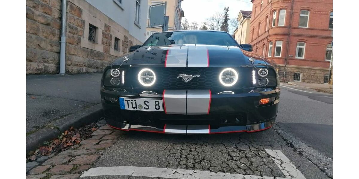 Ford Mustang 170.000 km 19.850 &euro; Tübingen 72072