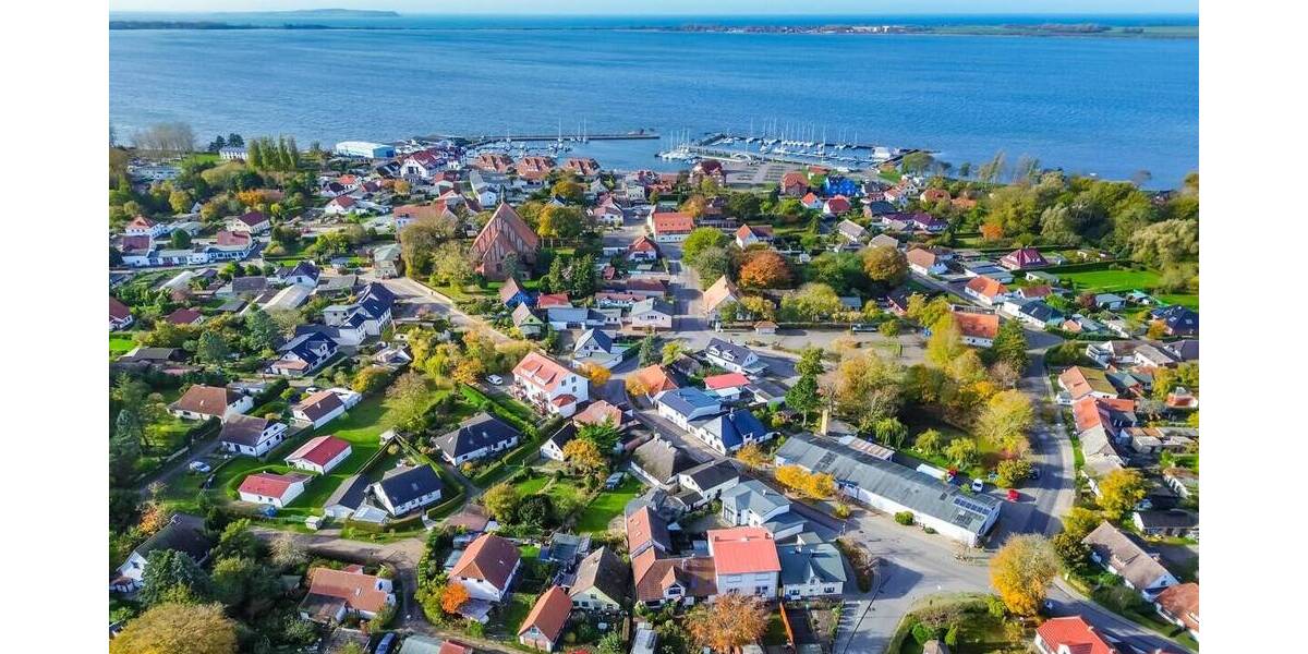 Einfamilienhaus Wiek - 8 Zimmer, 238 m&sup2;, 297.000&euro; | Angebot:26043107