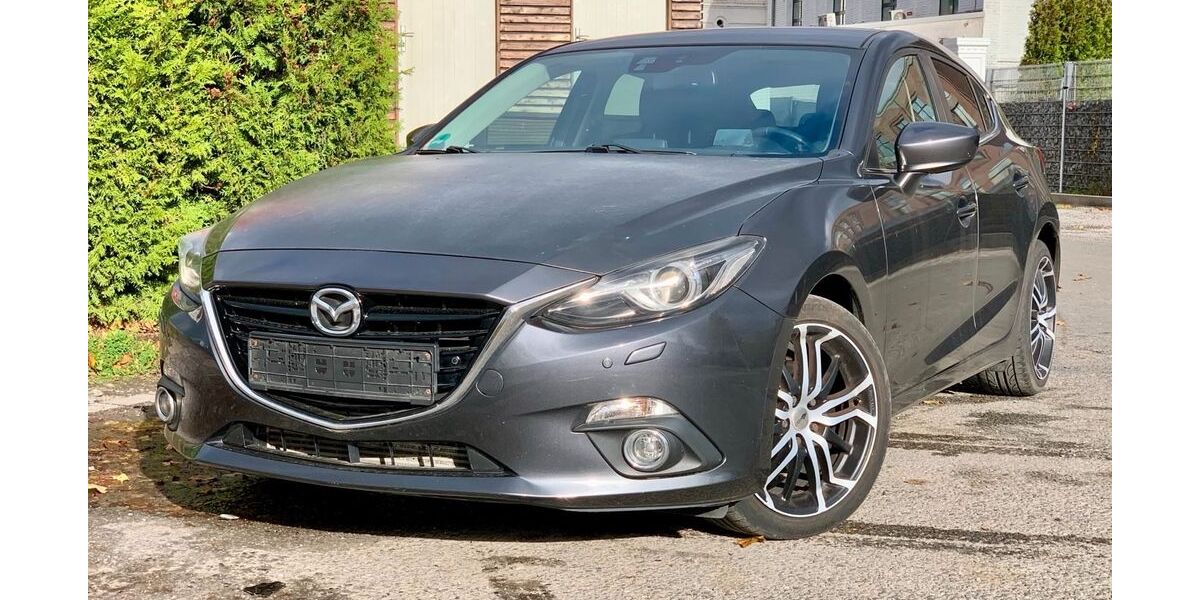 Mazda 3 151.691 km 8.000 &euro; Gelsenkirchen 45884