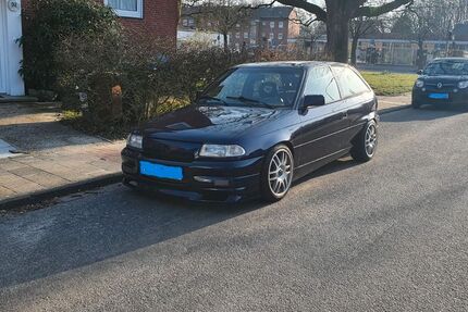 Opel Astra 187.000 km 6.999 € Wilhelmshaven 26386