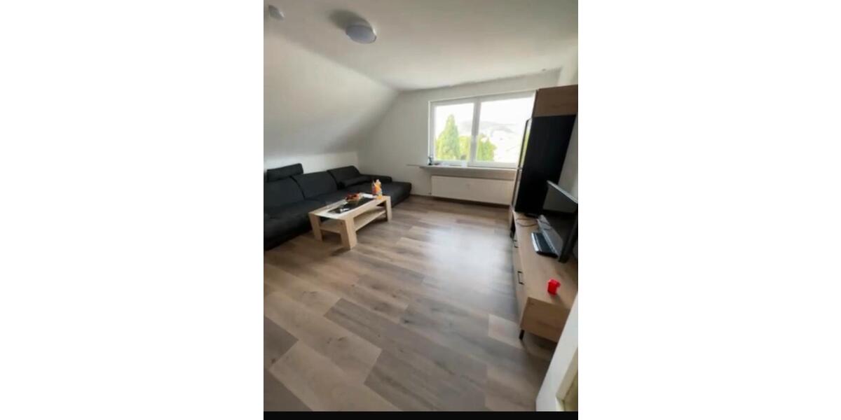 Dachgeschoßwohnung Wunstorf - 2 Zimmer, 70 m&sup2;, 600&euro; | Angebot:26398879