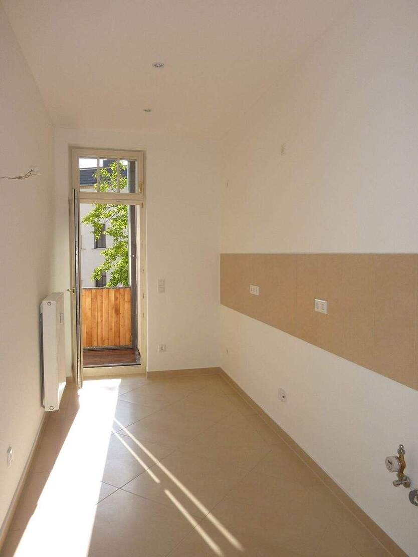 Frei ab 01.02.2026 ! Stilvoll sanierte 3-Raumwohnung mit Balkon im beliebten Leipzig-Gohlis ! 3 zimmer