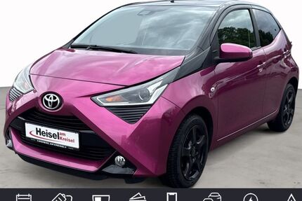 Toyota Aygo (X) 89.800 km 12.890 &euro; Merzig 66663