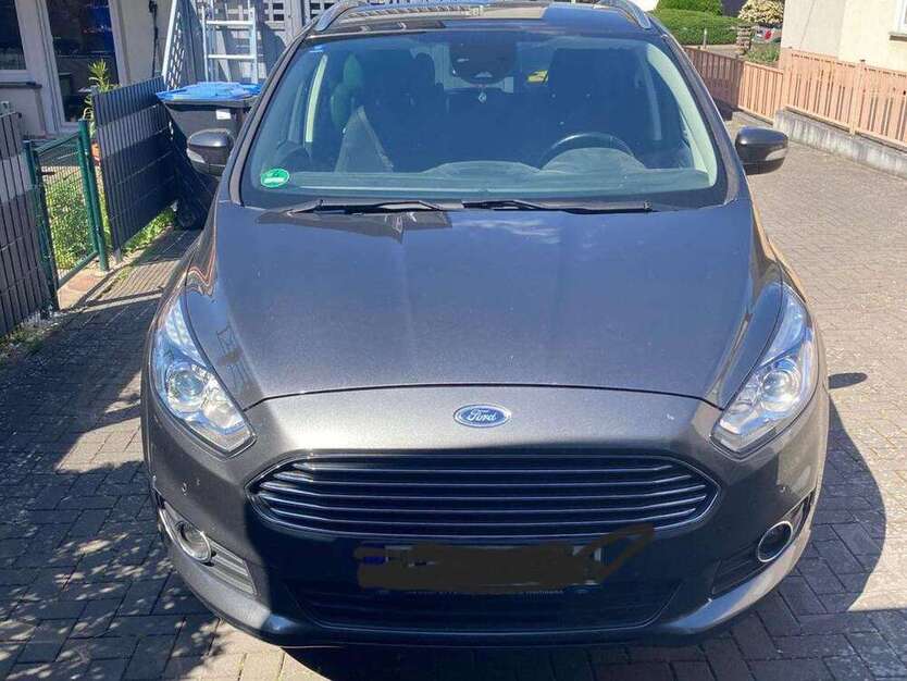 S-Max