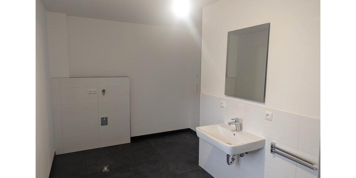 Etagenwohnung Straubing - 2 Zimmer, 73 m&sup2;, 870&euro; | Angebot:26134344
