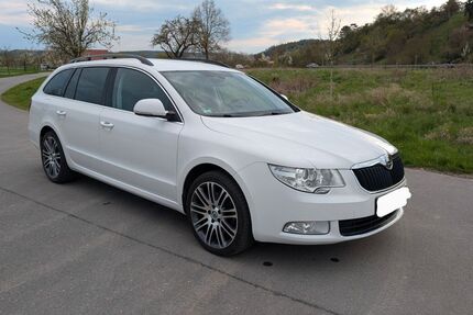Skoda Superb 172.000 km 5.000 &euro; Naumburg 06618