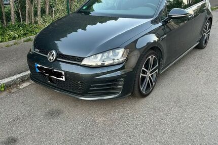 VW Golf 291.000 km 9.000 &euro; Ulm 89079