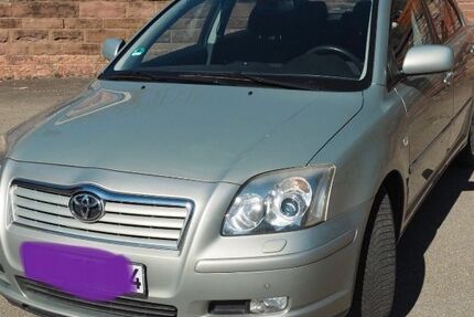 Toyota Avensis 128.400 km 5.600 &euro; Sigmaringen 72488