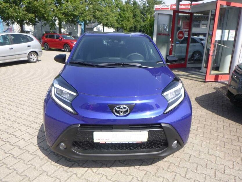 Aygo (X)