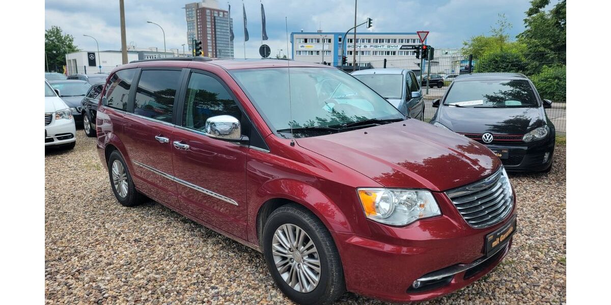 Chrysler Grand Voyager 126.374 km 18.000 &euro; Potsdam 14480
