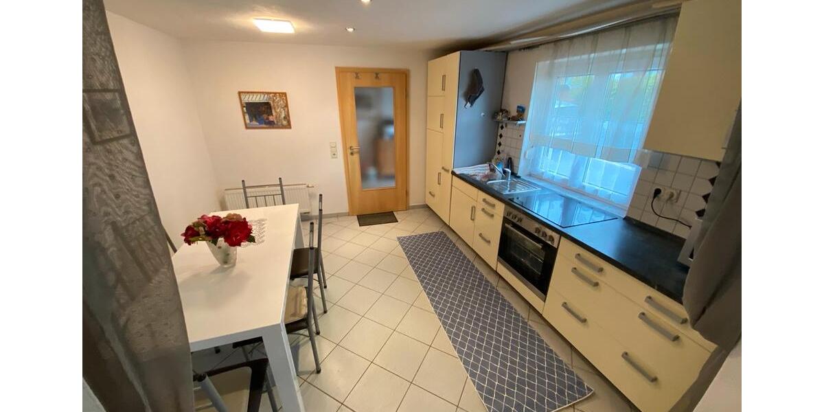 Mehrfamilienhaus, Wohnhaus Regen - 8 Zimmer, 203 m&sup2;, 1.600&euro; | Angebot:26343571