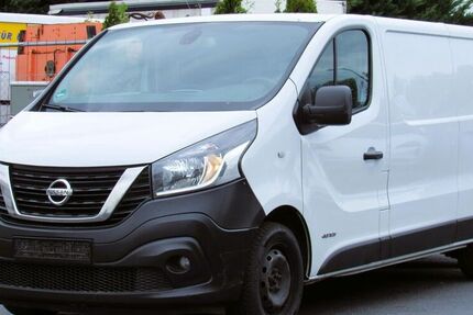 Nissan NV300