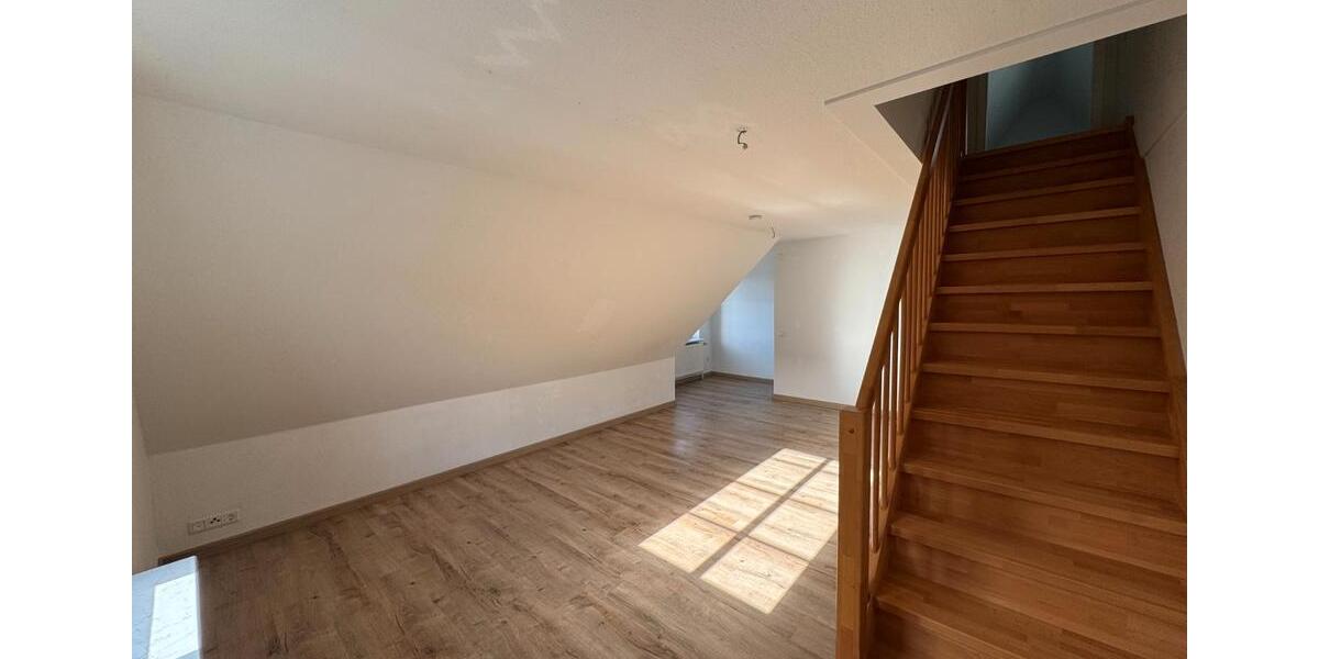 Etagenwohnung Klanxbüll - 3.5 Zimmer, 120 m&sup2;, 1.030&euro; | Angebot:26385976