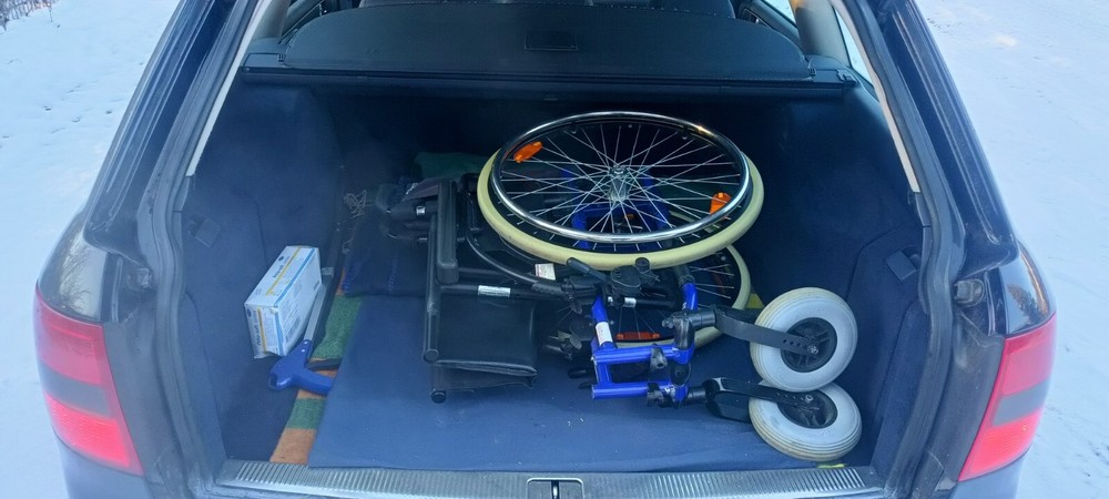 Audi A6 (Typ 4B) 317.000 km 5.200 &euro; Dümmer 19073