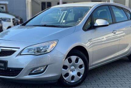 Opel Astra 83.000 km 5.250 &euro; Köln 51109
