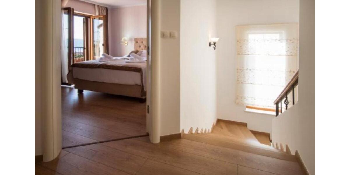 Villa Sundern (Sauerland) - 3 Zimmer, 130 m&sup2;, 670.000&euro; | Angebot:26164913