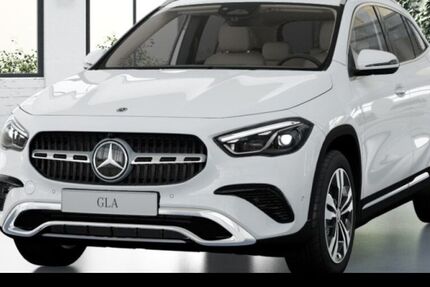 Mercedes-Benz GLA 200 14.000 km 42.890 &euro; Frechen 50226