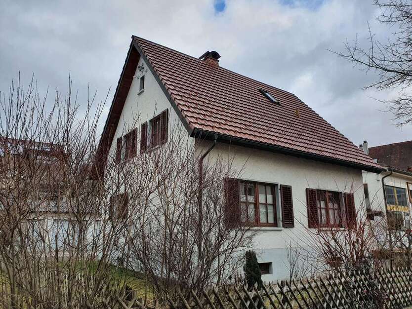 Haus zum Mieten in Donaueschingen 900 € 140 m² 5 zimmer