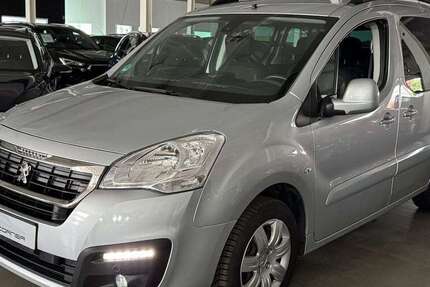 Peugeot Partner 116.873 km 12.890 &euro; Hamburg 20537