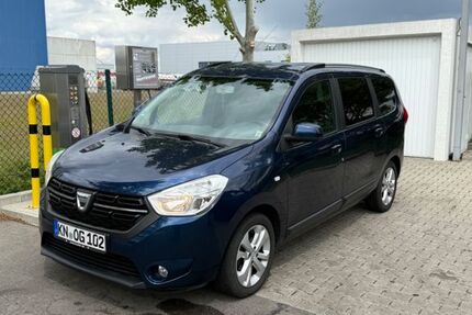 Dacia Lodgy 109.000 km 8.499 € Neuhausen ob Eck 78579