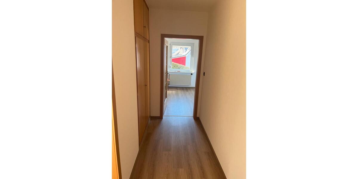 Etagenwohnung Siegen Kaan-Marienborn - 1 Zimmer, 75 m&sup2;, 650&euro; | Angebot:26312972