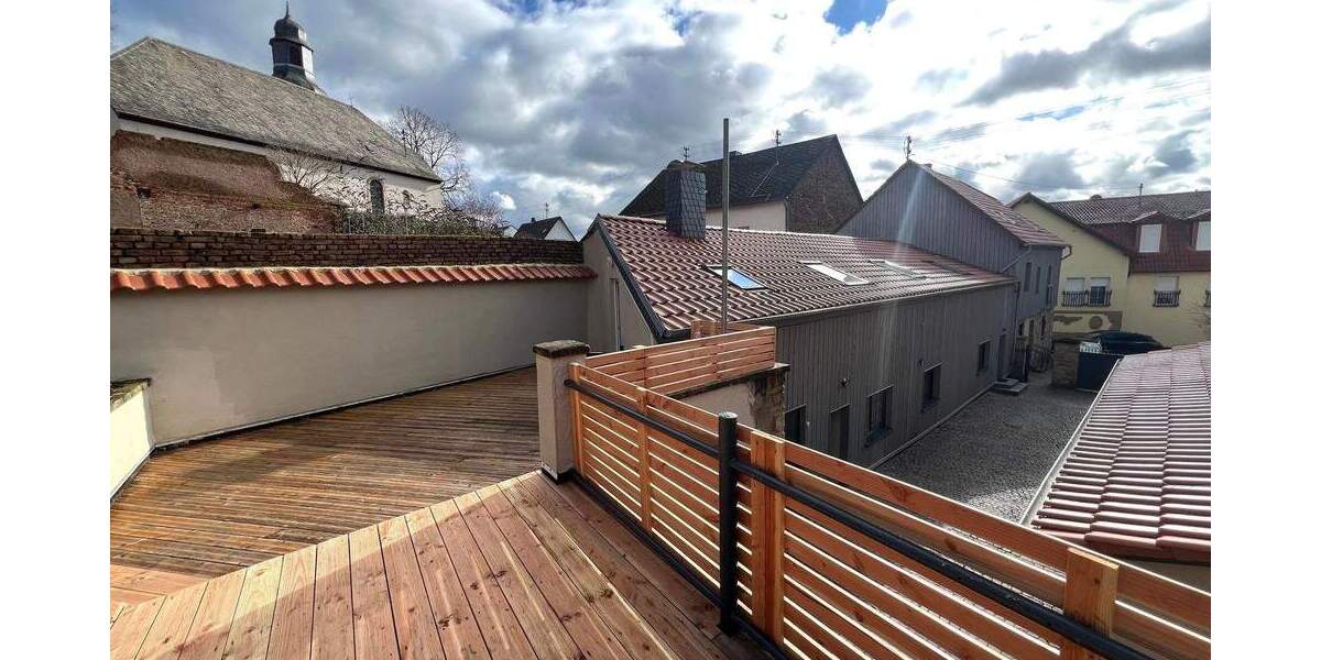 Zimmer Nußbaum - 3 Zimmer, 85 m&sup2;, 1.050&euro; | Angebot:25683775