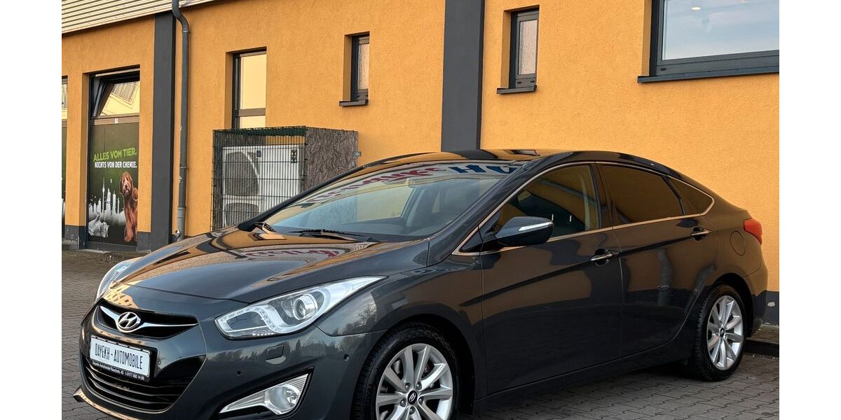 Hyundai i40 184.000 km 8.780 € Berlin 13587