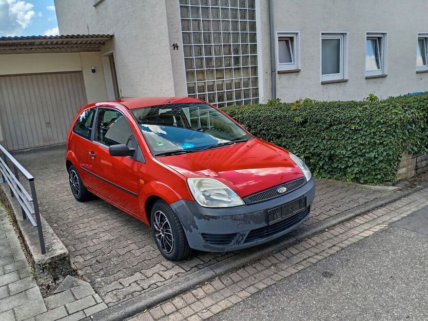 Ford Fiesta 182.000 km 1.390 € Neckarsulm 74172