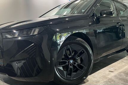 BMW iX 18.198 km 64.890 &euro; Reutlingen 72766