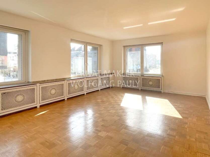 Wohnung zum Mieten in Mönchengladbach 1.050 € 140 m²