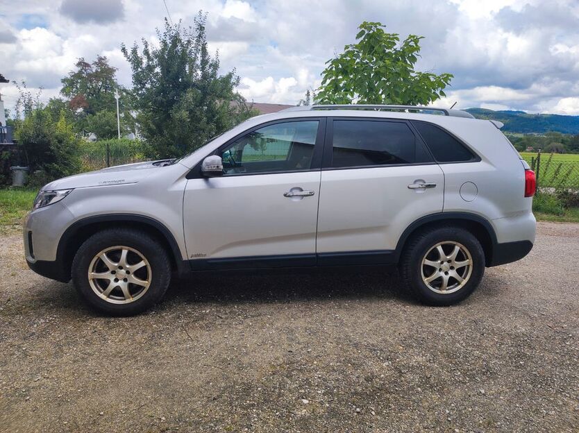 Kia Sorento 139.800 km 9.900 € Balingen 72336