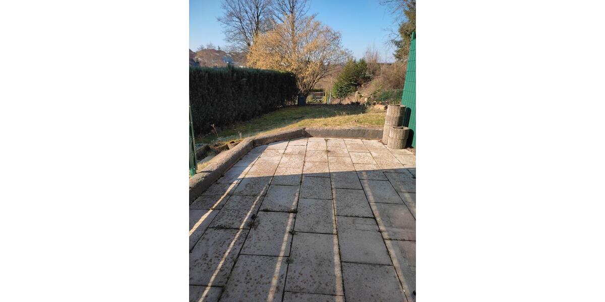 Terrassenwohnung Meinerzhagen - 4 Zimmer, 140 m&sup2;, 750&euro; | Angebot:25444618