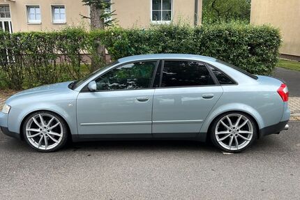 Audi A4 220.000 km 4.300 &euro; Neukieritzsch 04575