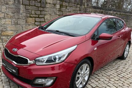 Kia ceed / Ceed 96.000 km 7.999 &euro; Estenfeld 97230