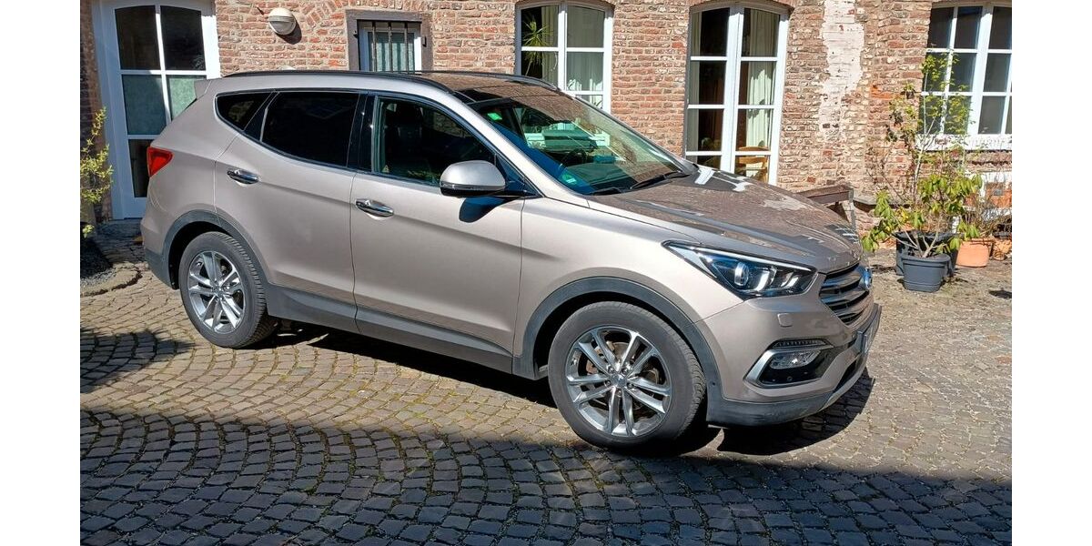 Hyundai SANTA FE 112.000 km 17.500 &euro; Herzogenrath 52134