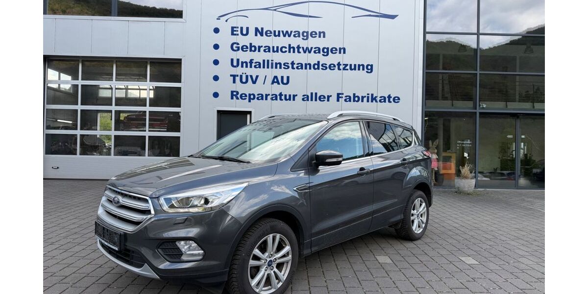 Ford Kuga 114.000 km 9.300 &euro; Ernst 56814