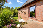 Ihr neues Familienglück: Wohnen mit Einliegerwohnung und grünem Gartenidyll - Einfamilienhaus Bad Bramstedt | Angebot:27085899