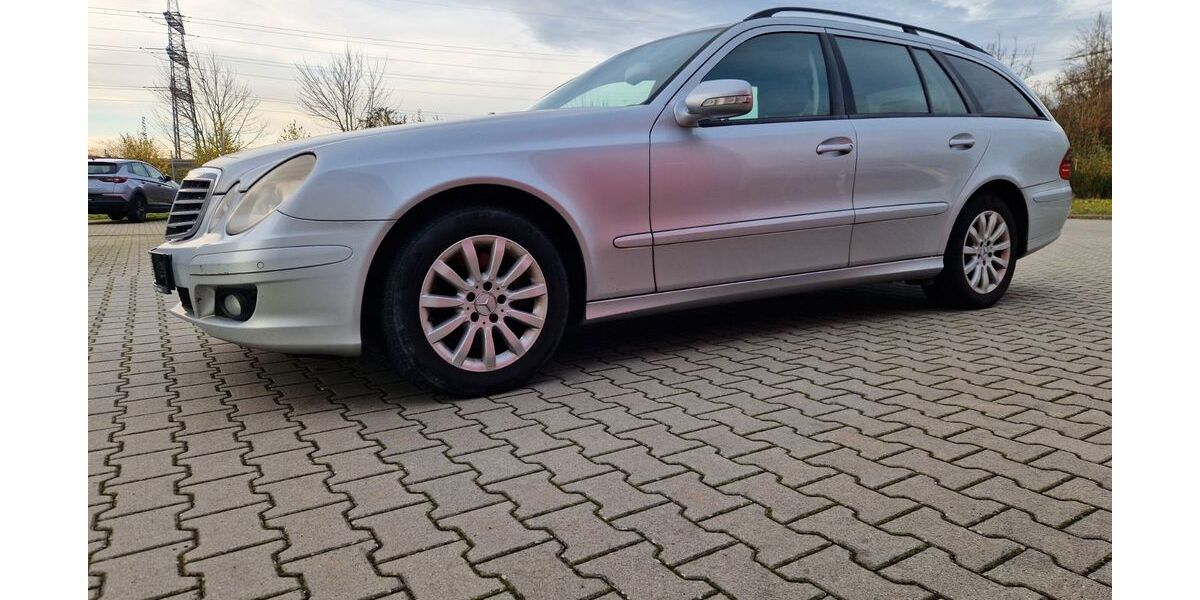 Mercedes-Benz 280 281.200 km 4.700 &euro; Kettig 56220