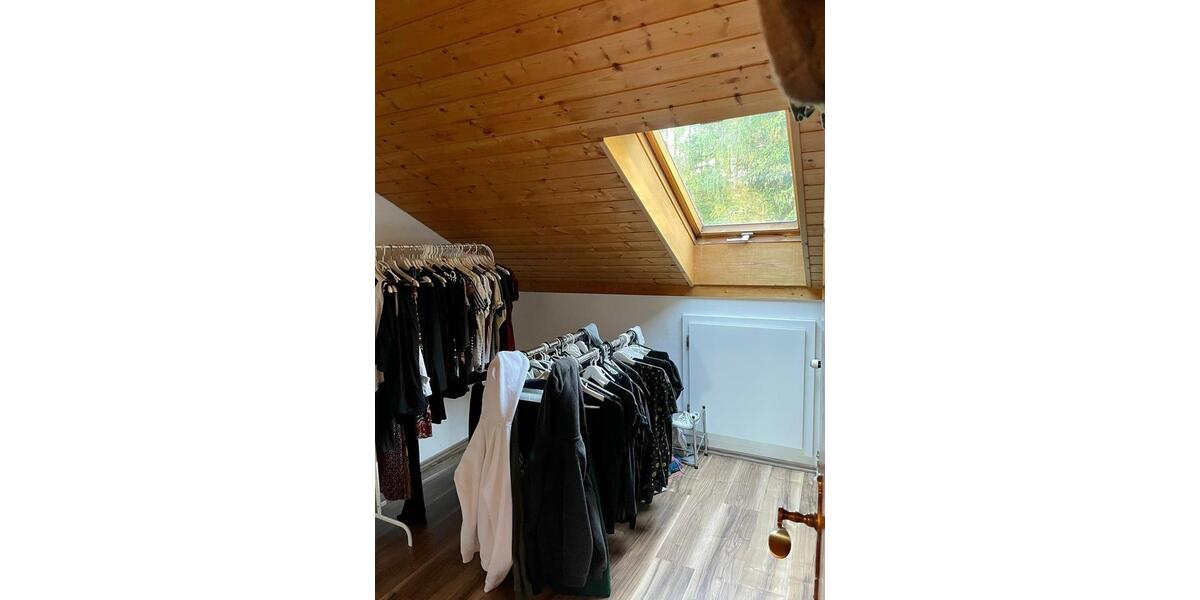 Dachgeschoßwohnung Haag in Oberbayern - 3 Zimmer, 79 m&sup2;, 340.000&euro; | Angebot:26630273