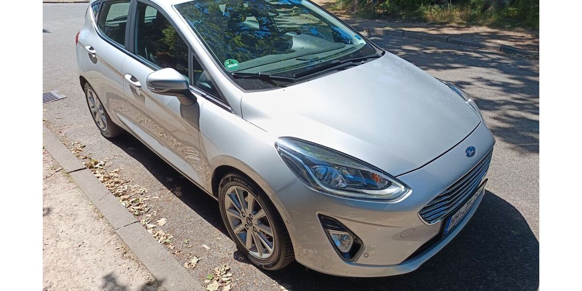 Ford Fiesta 105.670 km 8.888 &euro; Hamburg 22589