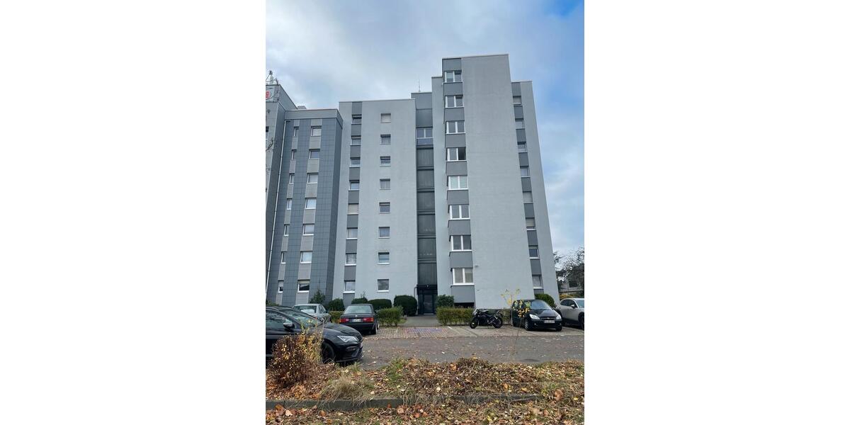 Kapitalanlage ! 3-Zimmer Wohnung vermietet mit Loggia + Garage zimmer