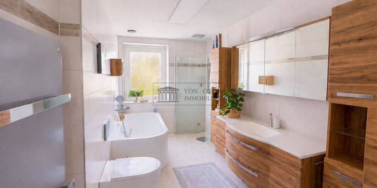 Mehrfamilienhaus, Wohnhaus Buckow (Märkische Schweiz) Buckow - 5 Zimmer, 140 m&sup2;, 749.999&euro; | Angebot:26741657