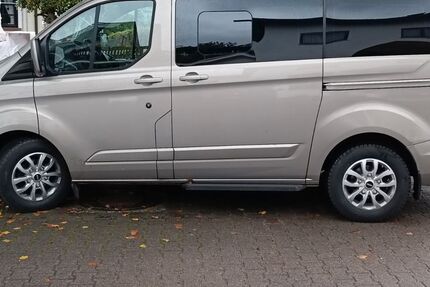 Ford Tourneo Custom 208.000 km 14.500 &euro; Fürth 64658