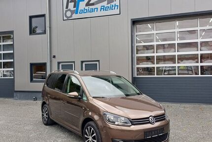 VW Touran 199.800 km 11.100 € Brennberg 93179