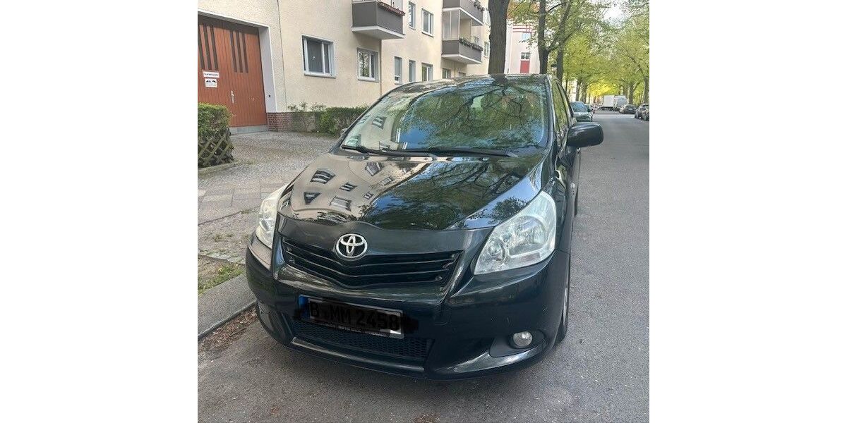 Toyota Verso 260.000 km 5.850 &euro; Berlin 12163
