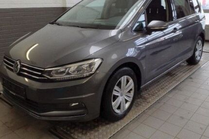 VW Touran 111.289 km 16.950 &euro; Alsfeld 36304